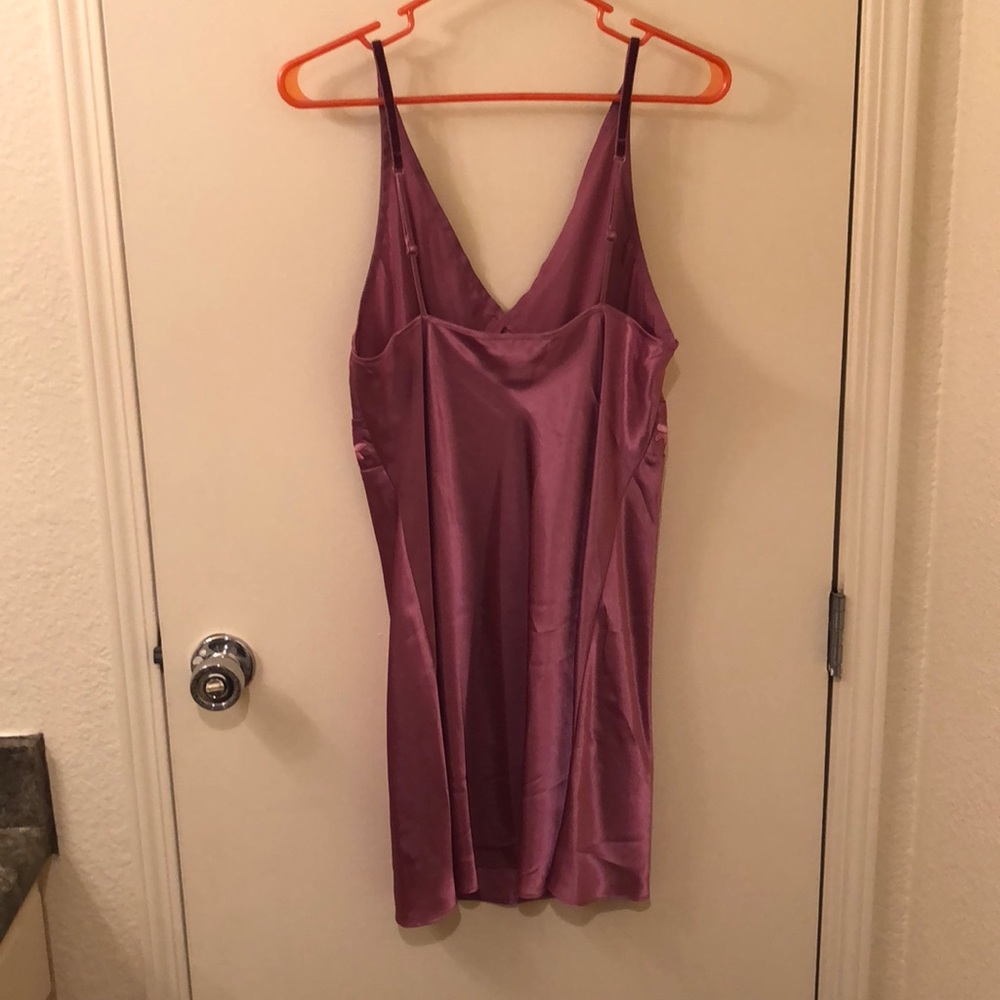Nighty - Picture 2 of 2
